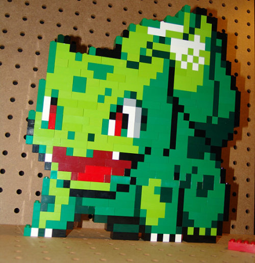 pxlbyte:  Retro Lego Character Sprites These LEGO recreations of classic gaming characters bring us back to simpler time. Read More 