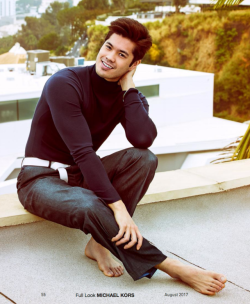 barefootnfamous:  barefootnfamous: Ross Butler