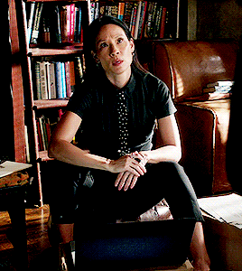 Lucy Liu In Elementary Season 6 Episode 6 Give Me The Finger (2018) Dir. Jonny Lee Miller