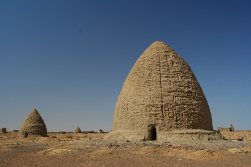 propaedeuticist:  Qubbas at Old Dongola 