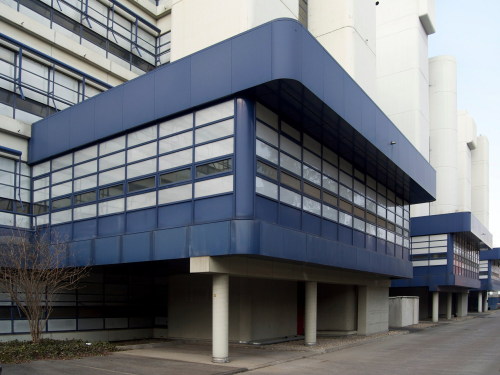 germanpostwarmodern:Factory (1962-70) of the Company “Leitz” in Stuttgart, Germany, by Georg Heinric