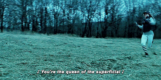 blairwitchprojector: winterswake: Since when do vampires like baseball? Twilight