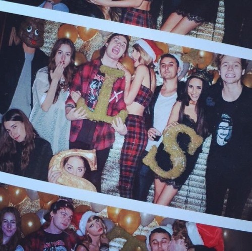 rejectingclifford:  Michael and Luke at Taylor’s birthday party