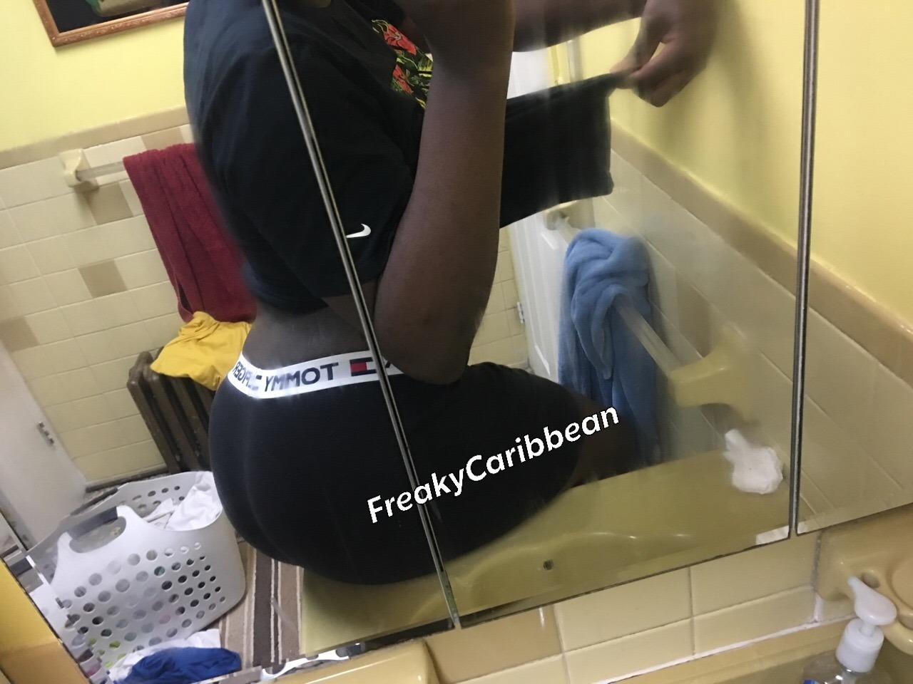 freakycaribbean:  Haven’t Posted In A While So Let Me Refresh Your Memory 🤩😝🤤