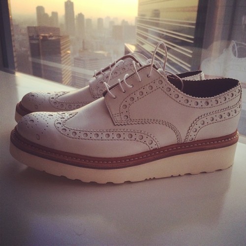nickelsonwooster:  The best way to get a jump on Spring? White shoes. Thanks to @grensonshoes @timlittlecom (at パークホテル東京 (Park Hotel Tokyo)) 