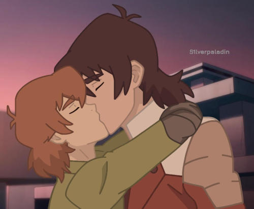 s1lverpaladin: At long last, I’m posting this Kidge kiss edit @ladieboog kindly requested me a year 