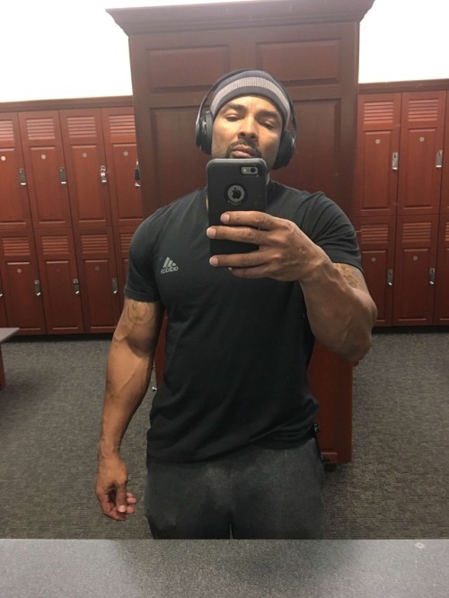 blackstripperworshippers:  Mr. Luscious