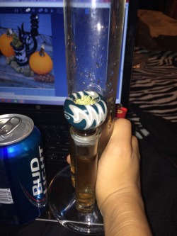 whospilledthebongwater:  Tuesday