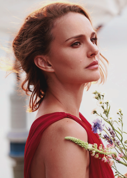 marvelcivilwars:Natalie Portman - Miss Dior, 2021