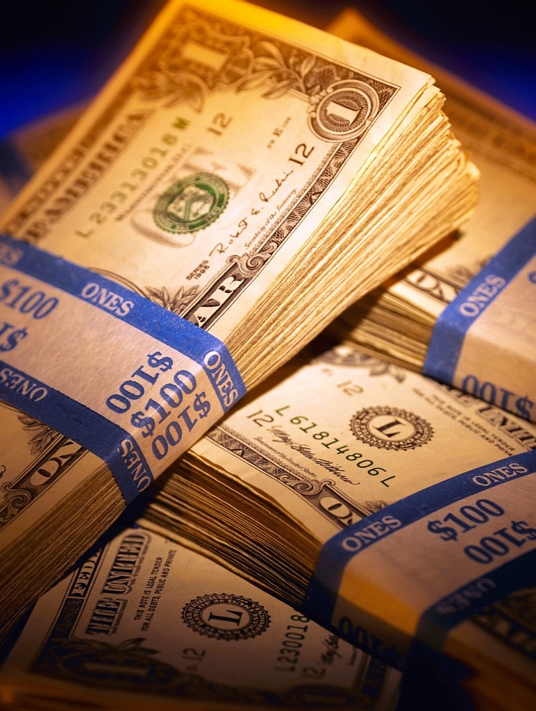 jsrcklss:  im a rich niggano pops you a broke bastard 