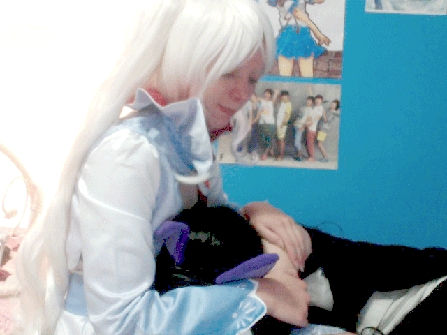 the-cat-and-the-heiress:  Weiss: I’ll assume you meant Blake. If you’re going
