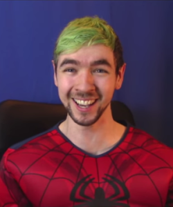 markiplier-is-a-dweeb:  who wore it better?