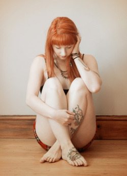 Piratephotography:  On Saturday I Shot The Adorable Miss-Felis For Zivity, Can’t