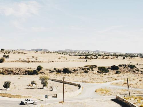 The expanse, bare #landscape is a constant reminder of the US from #roadtrip last Spring. . . . #tra