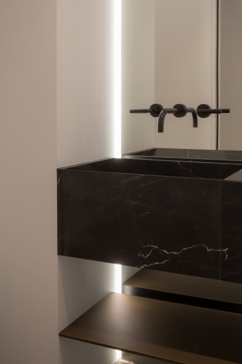{Today’s Friday Feature is Belgian designer Dieter Vander Velpen! Love this dark and moody bathroom 