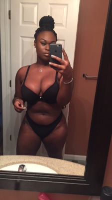 mieshasmoore:I go to the gym and pay no mind to what the number on the scale reads anymore. This is just what 200 lbs looks like, that’s it.