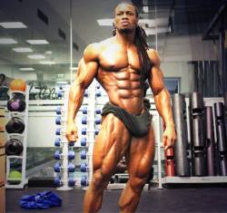 jsinger2011:  tastyblkman:  Ulisses  Damn….the things I wud do…..