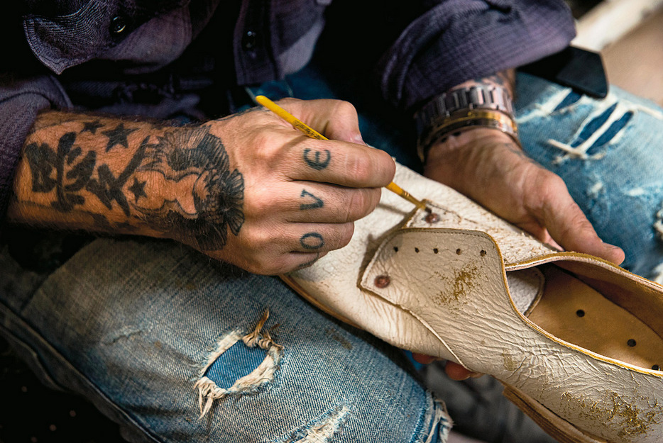 kateoplis:  Blaine Halvorson&rsquo;s studio 