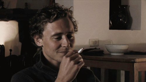 saralou23: Happy 40th birthday Thomas William Hiddleston 09/02/1981