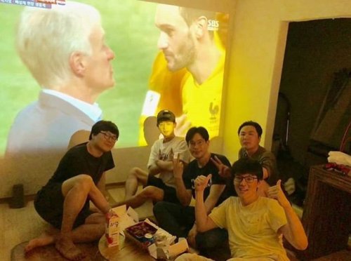 minyo129:180716 knuano1’s instagram update with Minho ⚽️#Minho #ChoiMinho #민호 #최민호  #WorldCupFinal20