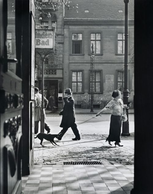 A visual journey through the streets of Berlin during the interwar period –Die Weimarer Republ