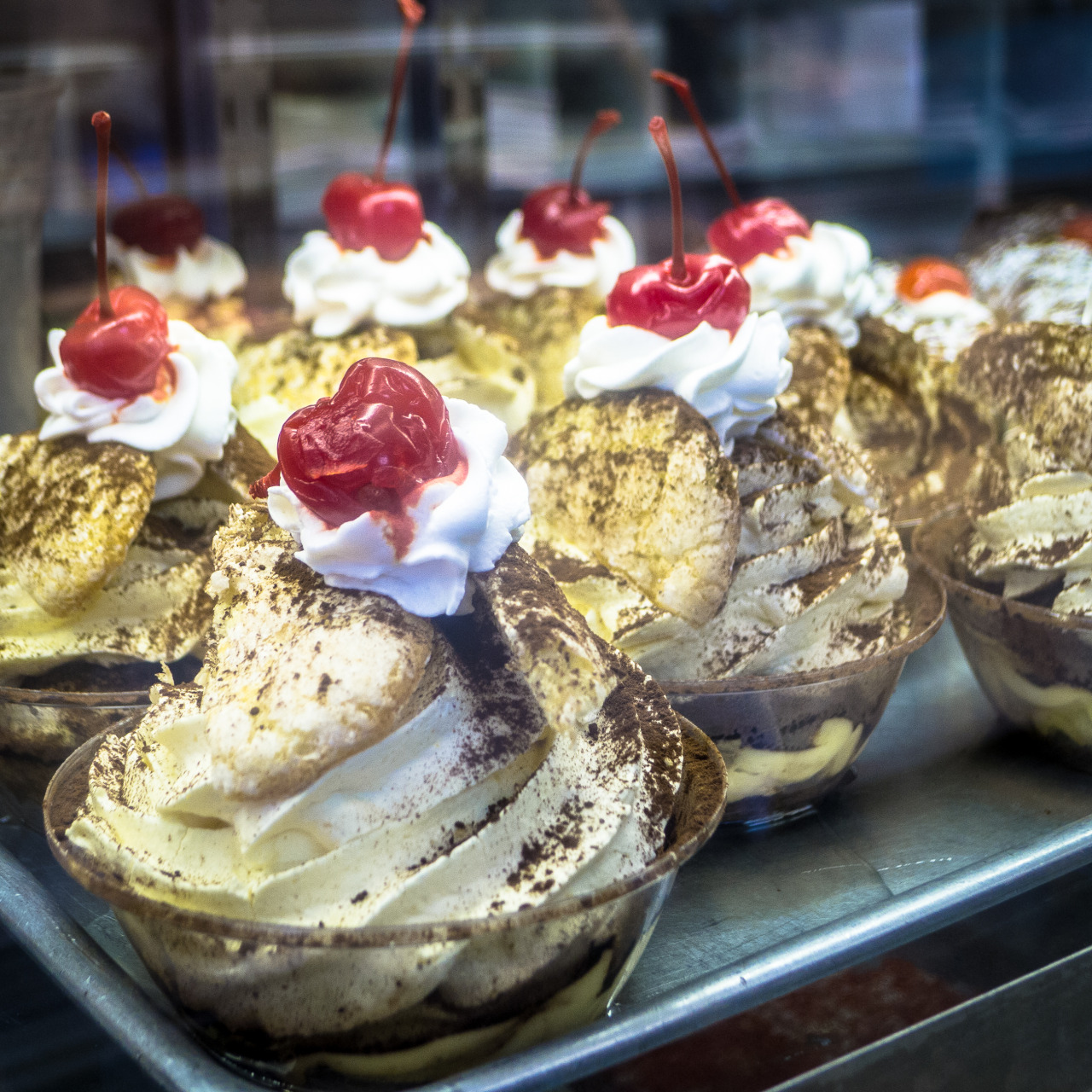 americanroads:  Circo’s Pastry Shop 312 Knickerbocker Ave. Bushwick, Brooklyn NY