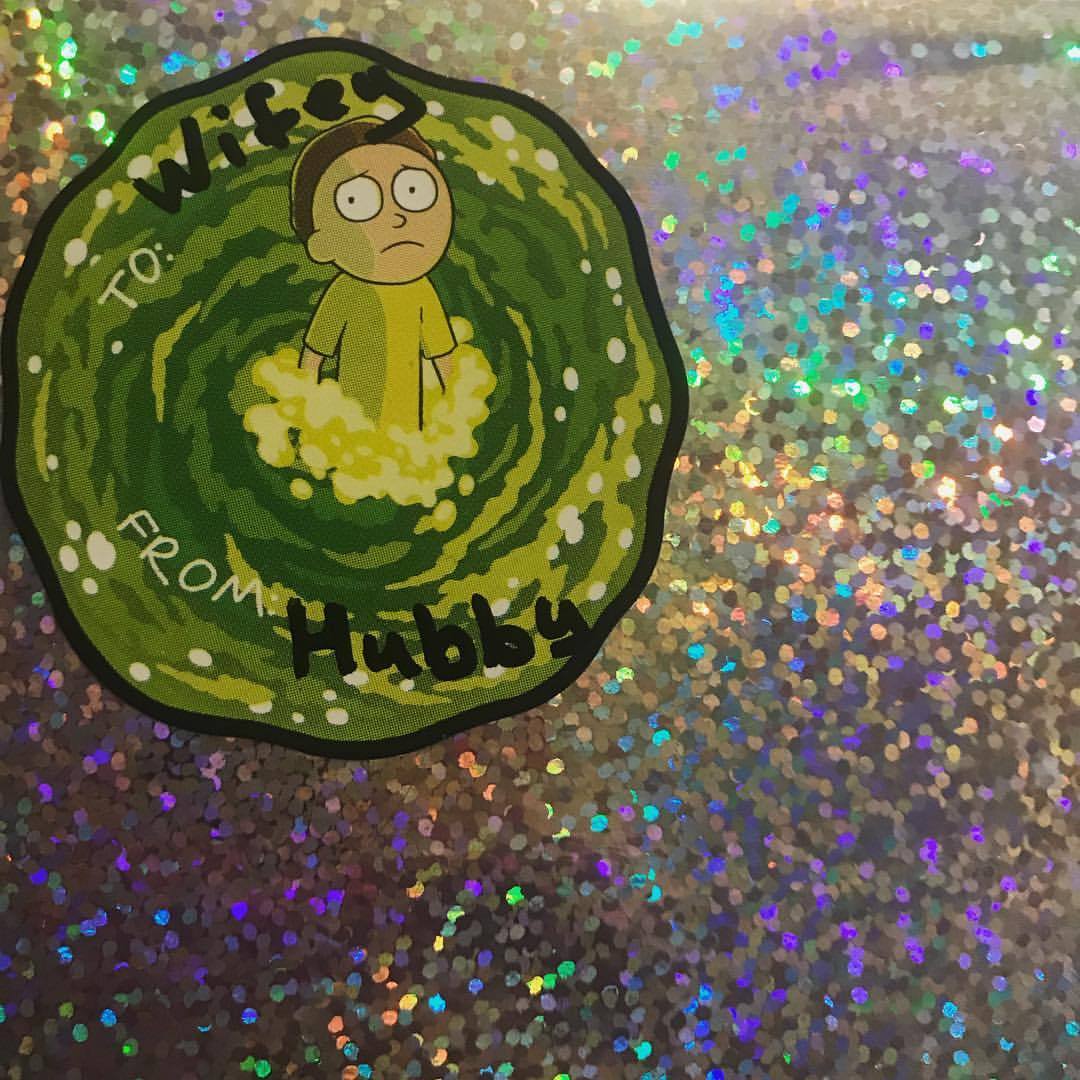 Not wifey JUST yet but this is still my favorite Christmas tag..that and it’s Rock and Morty baybeeee 😍 #futurewifey #christmasgifts #rickandmorty #eek #soexcited