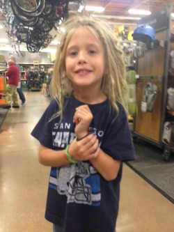 the-stoner-sage:  gabbigabriella:  vill-ha-mer:  mrsbobafett:  missinglinc:  yoki-pacoquinha:  theclimbingfox:  Met this little dude today at work! His dreads are on point!!    #stopwhiteppl2k14  personally i don’t see the problem let the bloody kid