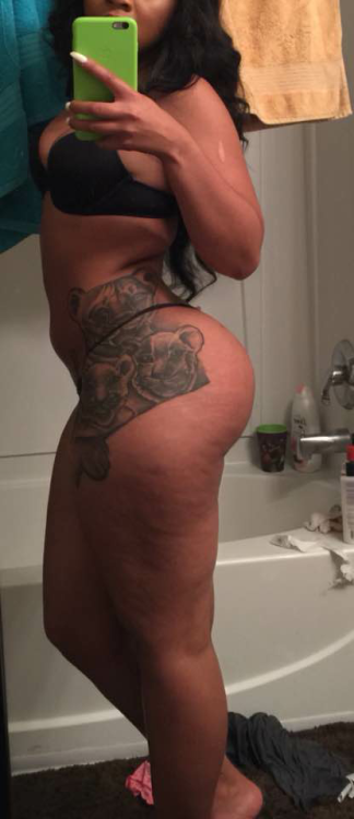 curtflirt509:  Sexy Tattoo…..
