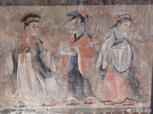 hanfugallery:Historical Reference for Chinese Hanfu: Ancient Tomb Murals of the Eastern Han Period i