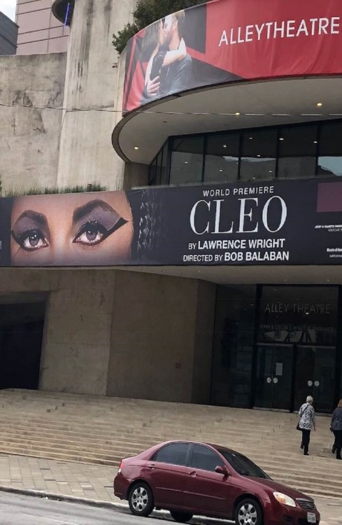 &ldquo;Cleo&rdquo; by Lawrence Wright; directed by Bob Balaban - a comedy about the titanic 