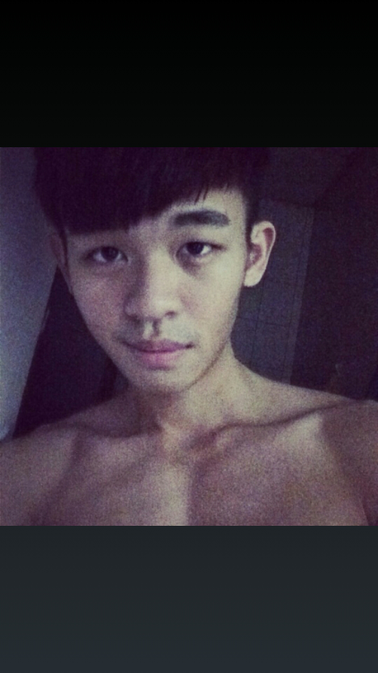 alllung: hongkonghe: HONG KONG BOY - 8 #hkgay 好靚仔bor…求介紹