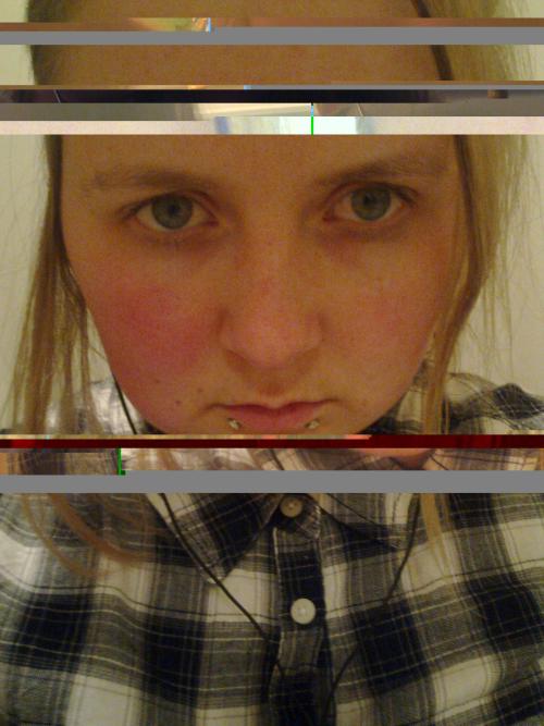 my phone doesn’t want me to take selfies apparently