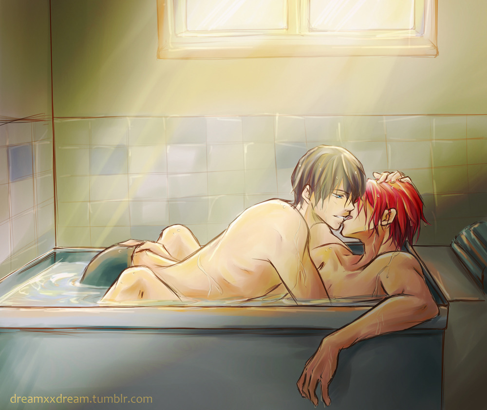 dreamxxdream:  Ugh ugh. Not sure what I think of this. I like the cropped version