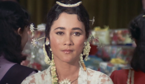 marypickfords: Suzzanna in Sundel Bolong (Sisworo Gautama Putra, 1982)
