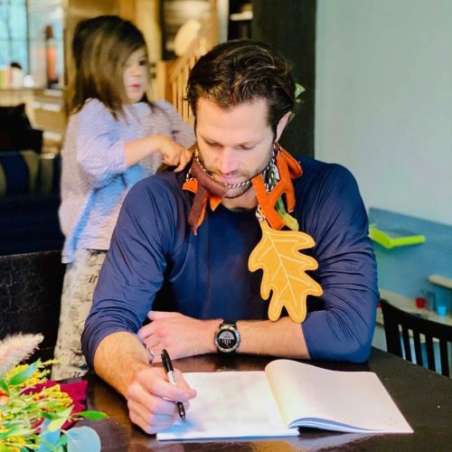 positivexcellence:jaredpadalecki: Working from home