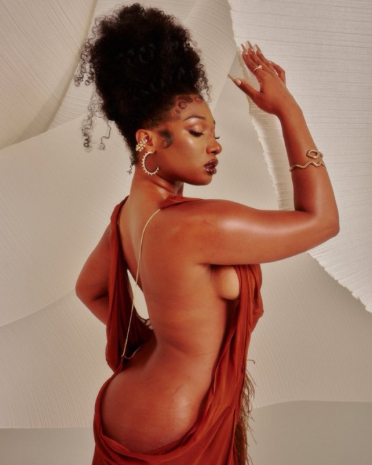 agymah7:inherpeaceshop:Chocolate Sunday  - Megan Thee Stallion 🍫