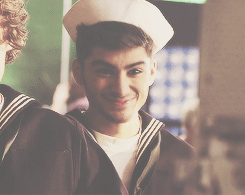 blamestyles:  Zayn + Harry (Kiss You 5 days to go) 