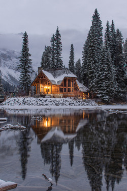 lvndscpe:  Emerald Lake, Canada | by Ian