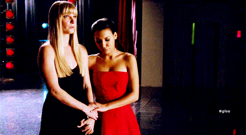 nayaswifee:I just love this moment so much. In the first gif they watch Santana’s
