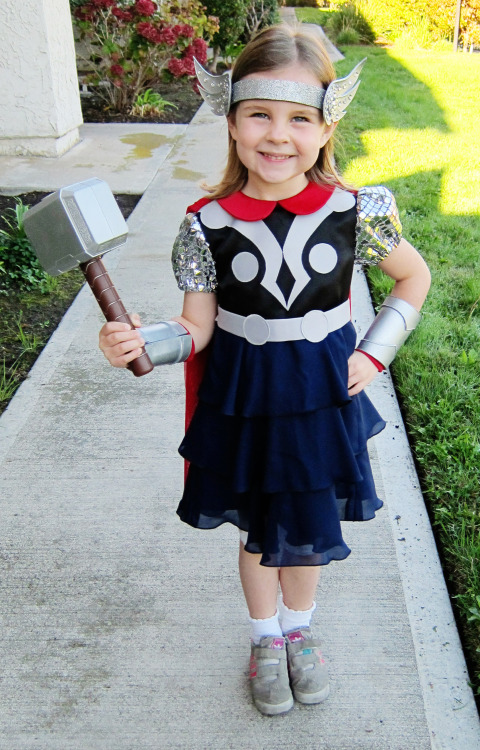 shinykari:brightcopperpenny:Tiny Princess Captain America finally outgrew her dress, so this Hallowe