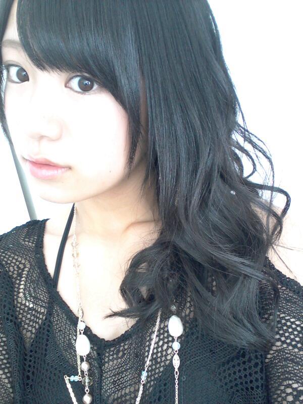 girls48:  Ainyan looks gorgeous
