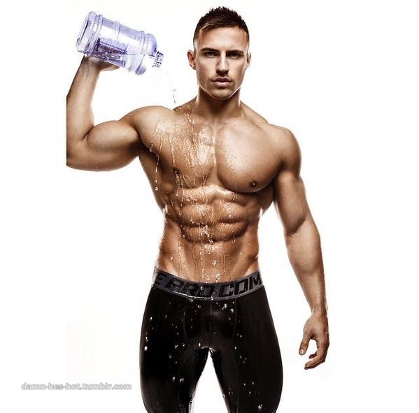damn, he's hot!