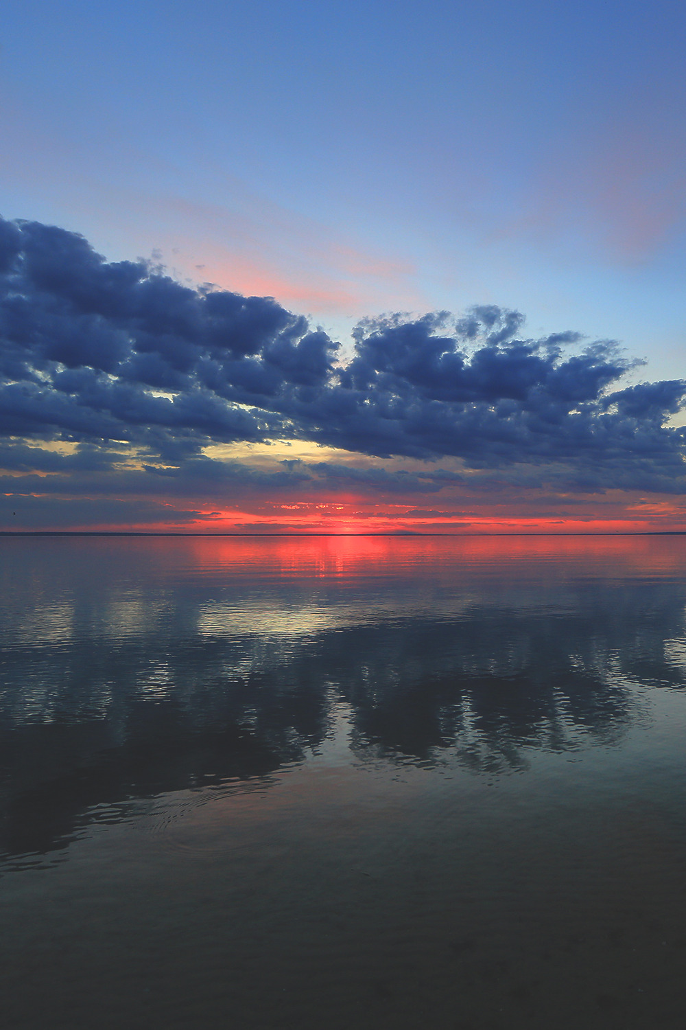 lsleofskye:  Lake Pleshcheyevo 