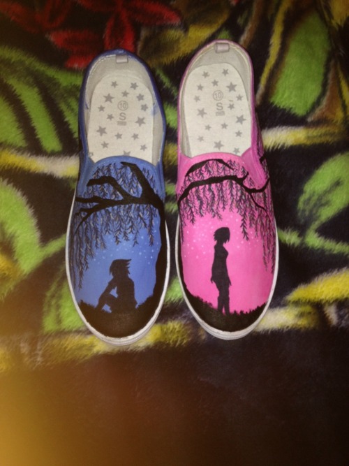 xxredemption-love-and-liesxx:  So my best friend made these for me for my birthday. Let me tell you how surprised I was. She did ask for my foot size a few days prior, but I didn’t think she would go to this extent.   They’re amazing and I was just