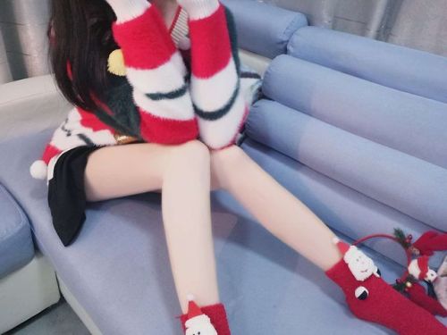sirenww:【私人玩物】圣诞节快乐，么么哒，喜欢小玩物可以加微信BigXMei1025多多点赞转发哦(´-ω-`)