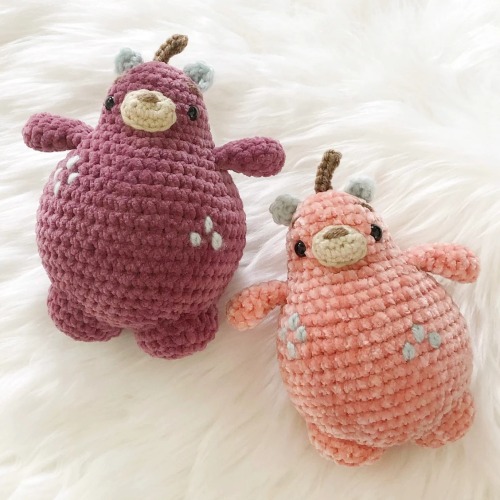 Plushies And Patterns // Scarlets Stitchery