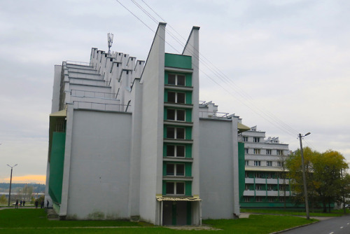 bauzeitgeist:One of a triplet of pyramidal apartment blocks, Magistr sector, Minsk. 