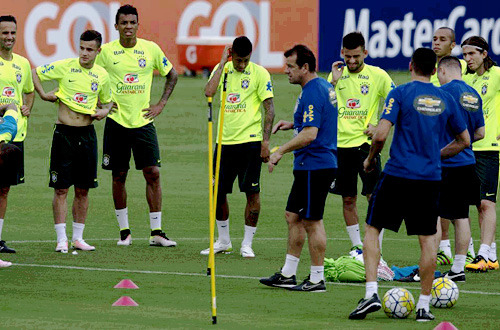 brazilaf: Neymar Jr. during Brazil NT training at Granja Comary. (22/03/2016)