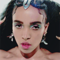 fayedaniels:  cutiepiepoems:  “I had to explain to the cameraman that ‘you’ve